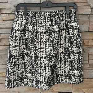 ✨NWT✨ J Crew Pull On Skirt - Black & Gold, Size 6